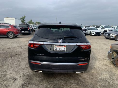Used 2023 Buick Enclave Premium image 5