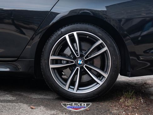 Used 2020 BMW 750i xDrive w/ M Sport Package image 12