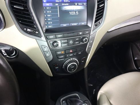 Used 2017 Hyundai Santa Fe Sport AWD/4WD image 15
