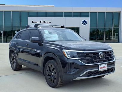 New 2026 Volkswagen Atlas Cross Sport SE