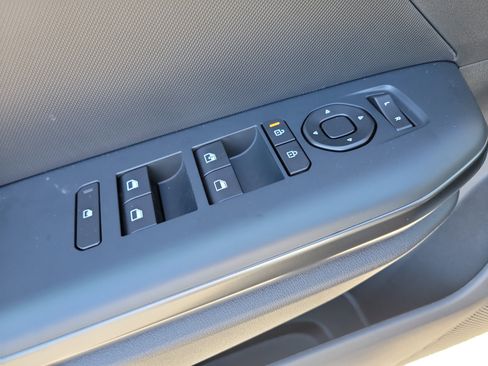 New 2026 Kia K4 LXS image 21