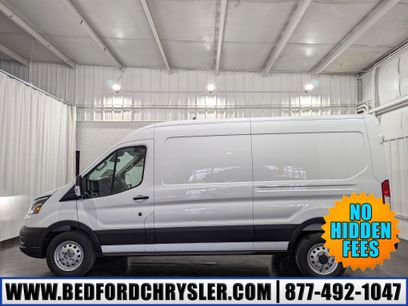 New 2025 Ford Transit 250 Medium Roof AWD w/ Exterior Upgrade Package