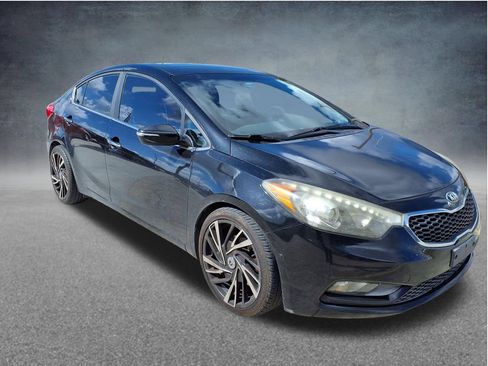 Used 2016 Kia Forte EX w/ EX Premium Package FWD image 4