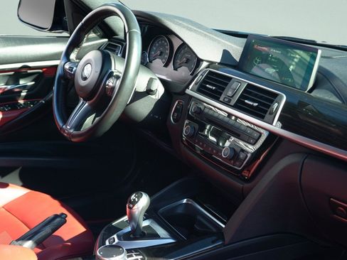 Used 2018 BMW M3 image 50