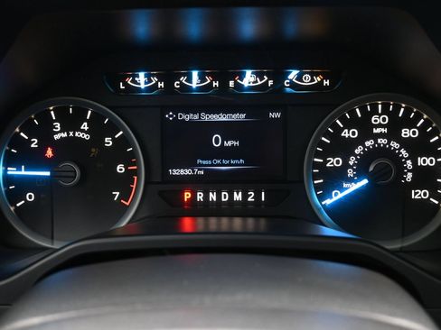 Used 2016 Ford F150 XLT w/ Equipment Group 302A Luxury AWD/4WD image 27