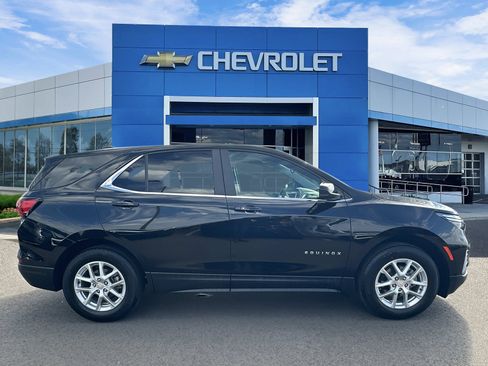 Certified 2024 Chevrolet Equinox LT w/ LPO, Floor Liner Package FWD image 5