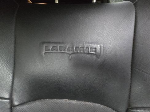 Used 2015 RAM 1500 Laramie w/ Convenience Group AWD/4WD image 29