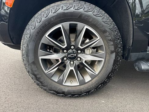 Used 2023 Chevrolet Tahoe Z71 image 27