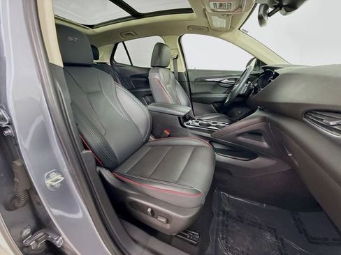 Used 2022 Buick Envision Essence w/ Technology Package I image 29