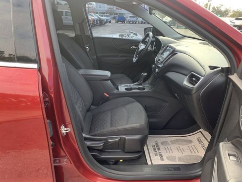 Used 2018 Chevrolet Equinox LT FWD image 6