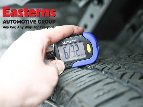 Used 2025 Jeep Wrangler Unlimited Sahara AWD/4WD image 25
