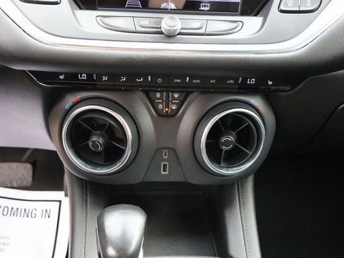 Certified 2022 Chevrolet Blazer LT image 30