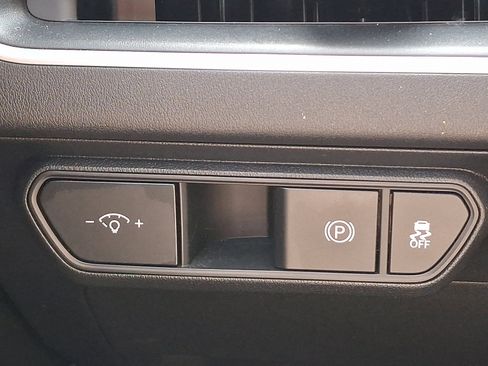 Used 2025 Kia K4 FWD image 25