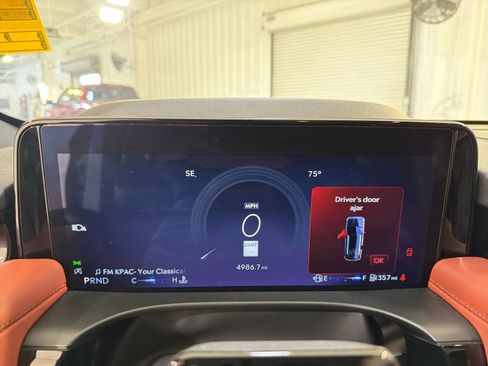 Used 2025 Lincoln Aviator Reserve w/ Illumination Package image 16