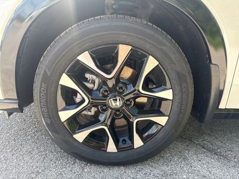 New 2026 Honda HR-V EX-L image 9