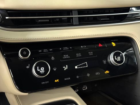 Used 2024 INFINITI QX60 Luxe AWD/4WD image 22
