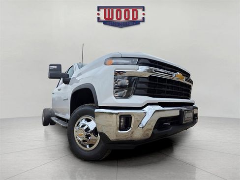 New 2026 Chevrolet Silverado 3500 LT w/ Convenience Package image 4