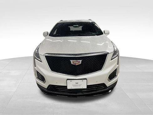 Certified 2023 Cadillac XT5 Sportv w/ Technology Package AWD/4WD image 3
