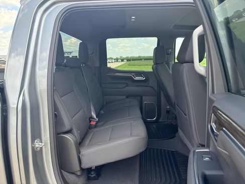 Used 2024 Chevrolet Silverado 1500 LT AWD/4WD image 19