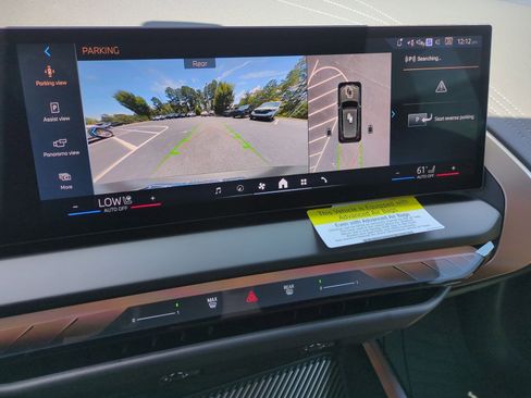 Used 2025 BMW X3 xDrive30i w/ Premium Package image 23