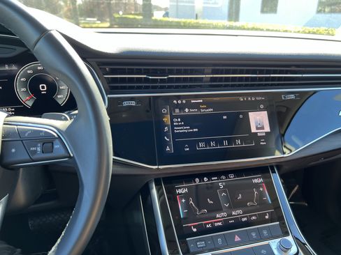 Used 2023 Audi Q7 2.0T Premium Plus w/ Premium Plus Package image 31