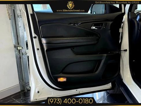 Used 2017 Honda Pilot Touring image 7