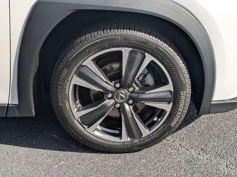 Used 2019 Lexus UX 200 w/ Accessory Package FWD image 13