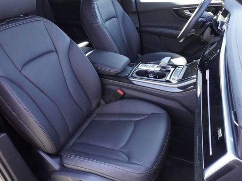 Used 2025 Audi Q7 3.0T Premium Plus AWD/4WD image 24