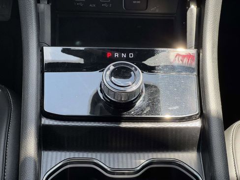 Certified 2025 Jeep Grand Cherokee Altitude AWD/4WD image 27