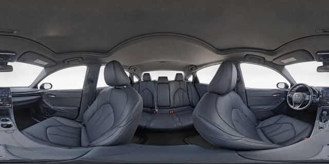 Used 2020 Toyota Avalon XLE w/ Moonroof Package FWD image 18