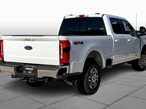 Used 2024 Ford F250 Lariat image 12
