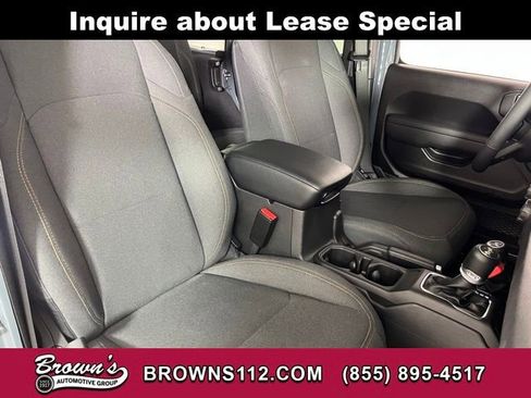 Used 2026 Jeep Wrangler Sport S image 44