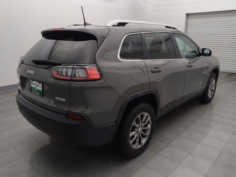 Used 2019 Jeep Cherokee Latitude Plus w/ Cold Weather Group image 9