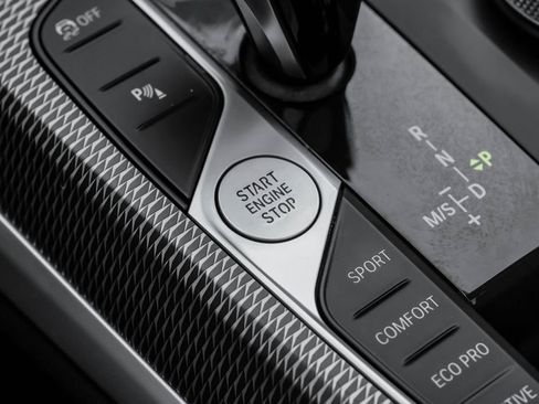 Used 2021 BMW 440i xDrive Coupe w/ Executive Package image 18