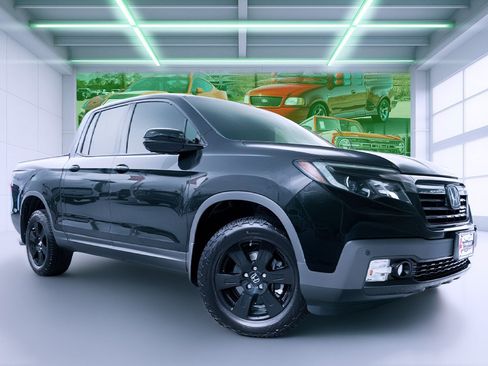 Used 2017 Honda Ridgeline Black Edition image 1