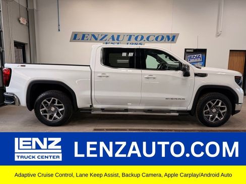 Used 2024 GMC Sierra 1500 SLE w/ Preferred Package image 1