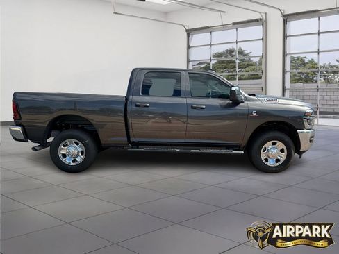 New 2025 RAM 2500 Tradesman image 3