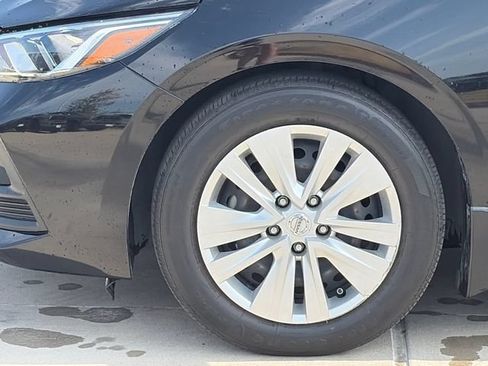 Used 2023 Nissan Sentra S FWD image 5