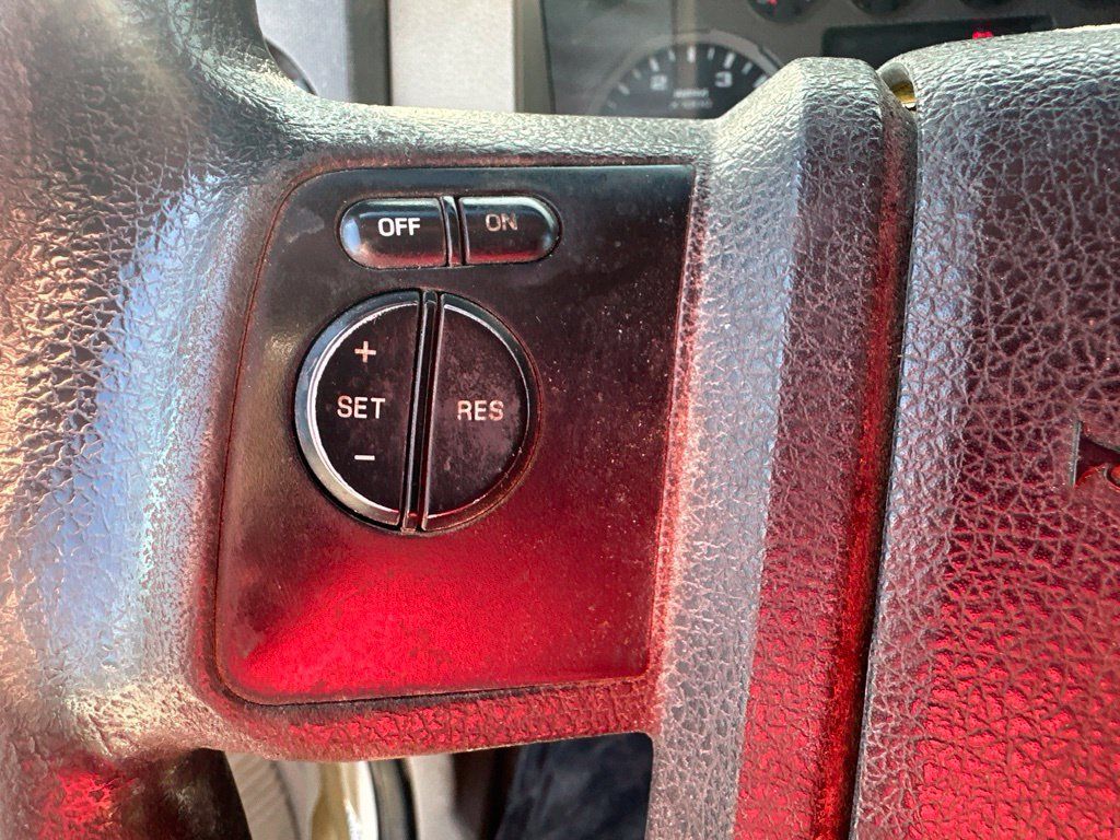 Used 2009 Ford F350 XL AWD/4WD image 27