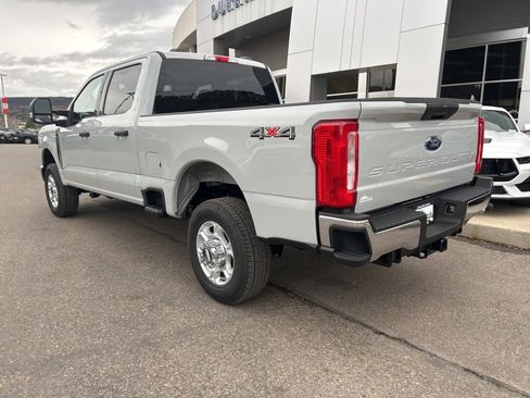 Used 2025 Ford F350 XLT image 7