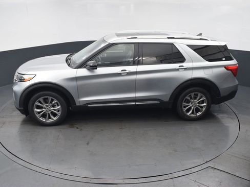 Used 2022 Ford Explorer Limited w/ Equipment Group 301A image 43