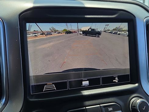 Used 2020 Chevrolet Silverado 1500 RST w/ Texas Edition AWD/4WD image 14