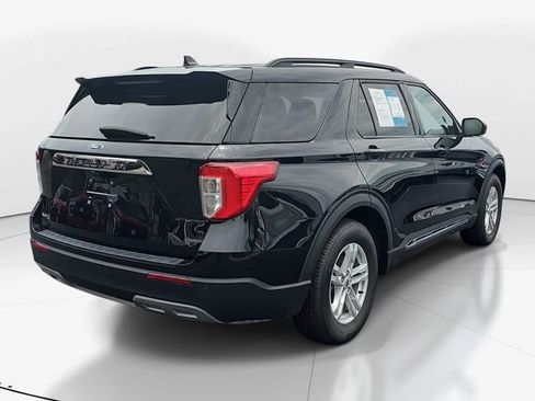 Certified 2024 Ford Explorer XLT w/ Equipment Group 202A RWD image 4