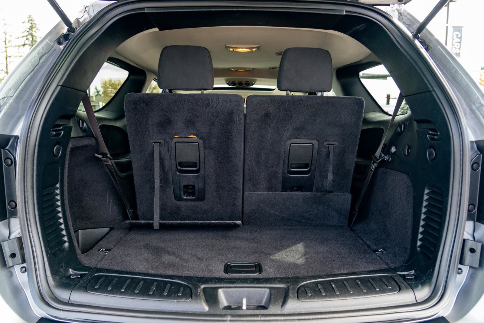 Used 2017 Dodge Durango SXT w/ Quick Order Package 23B AWD/4WD image 28