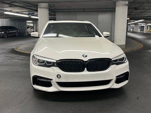 Used 2018 BMW 530i xDrive AWD/4WD image 32