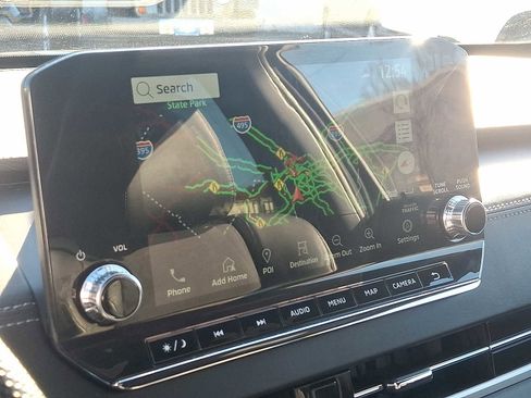 Used 2023 Mitsubishi Outlander SE Black Edition image 17