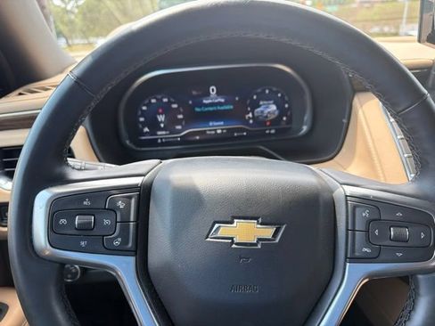 Used 2024 Chevrolet Tahoe Premier RWD image 11