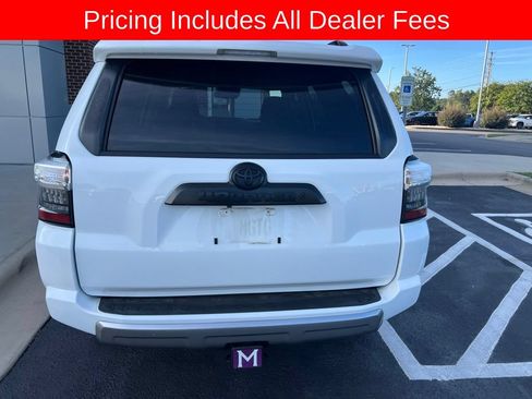 Used 2023 Toyota 4Runner TRD Off-Road Premium w/ Moonroof Package AWD/4WD image 9