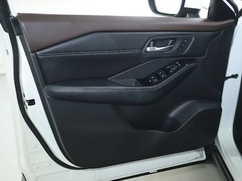 Certified 2023 Nissan Rogue SL w/ SL Premium Package AWD/4WD image 16