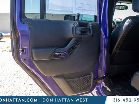 Used 2016 Jeep Wrangler Unlimited Sahara AWD/4WD image 11